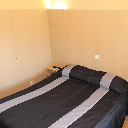 Alojamento de Acomodação e Pequeno-almoço Residencial Paranhos Porto