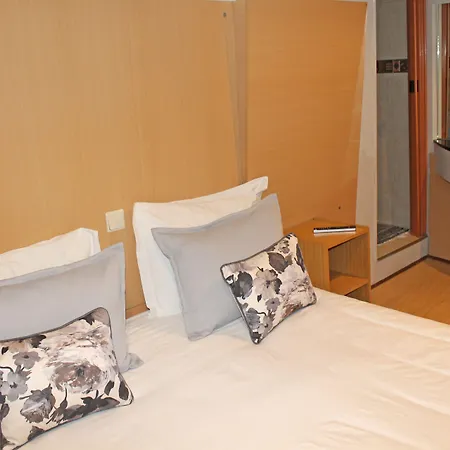 Nocleg ze śniadaniem Residencial Paranhos 3*