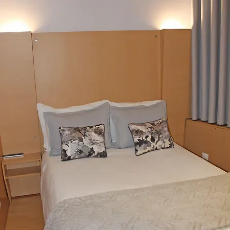 Nocleg ze śniadaniem Residencial Paranhos 3*