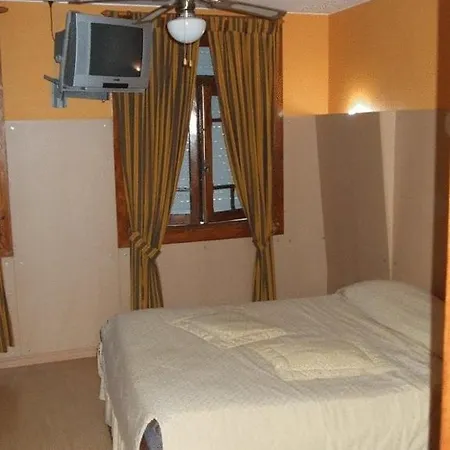 Residencial Paranhos Bed & Breakfast Porto