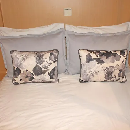 Residencial Paranhos Bed & Breakfast Porto