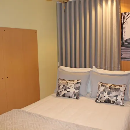 Bed & Breakfast Residencial Paranhos Porto