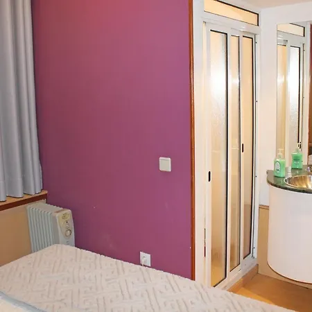 Residencial Paranhos Bed & Breakfast Porto