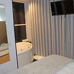 Residencial Paranhos ベッド・アンド・ブレックファスト 3*