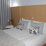 ベッド・アンド・ブレックファスト Residencial Paranhos 3*